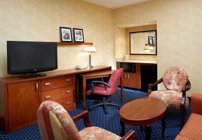 Готель Courtyard Columbus Вортінгтон Номер фото